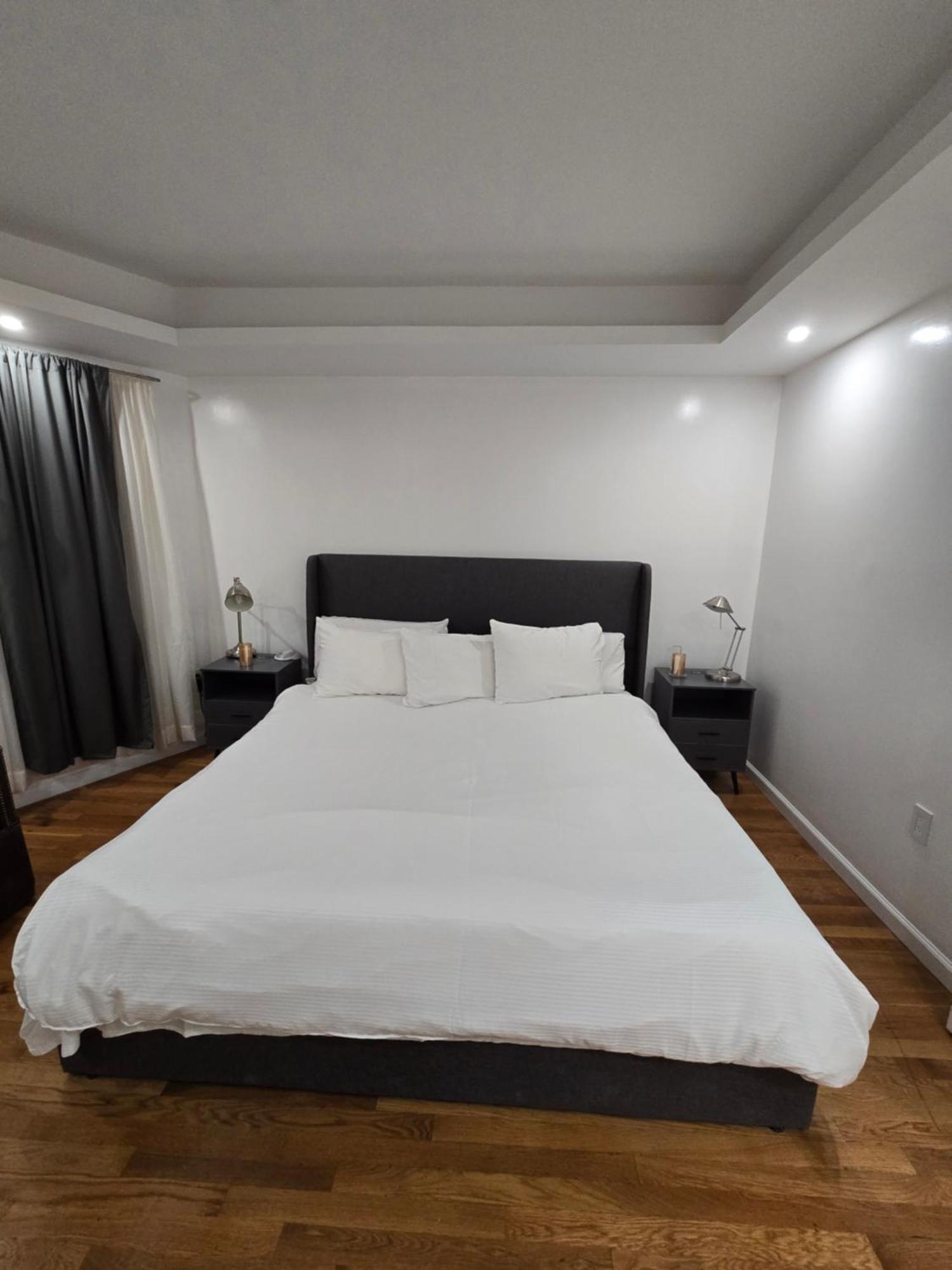 Beautiful Boston Bedroom - New Renovation المظهر الخارجي الصورة
